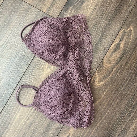 Victoria’s Secret lot!! Panties and bralettes and lingerie - Picture 12 of 16